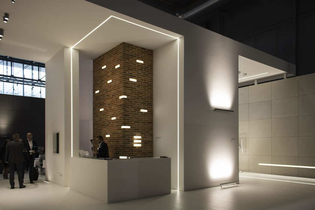 Stand Simes, Euroluce 2019, Milan, Italy © Simes S.p.A.