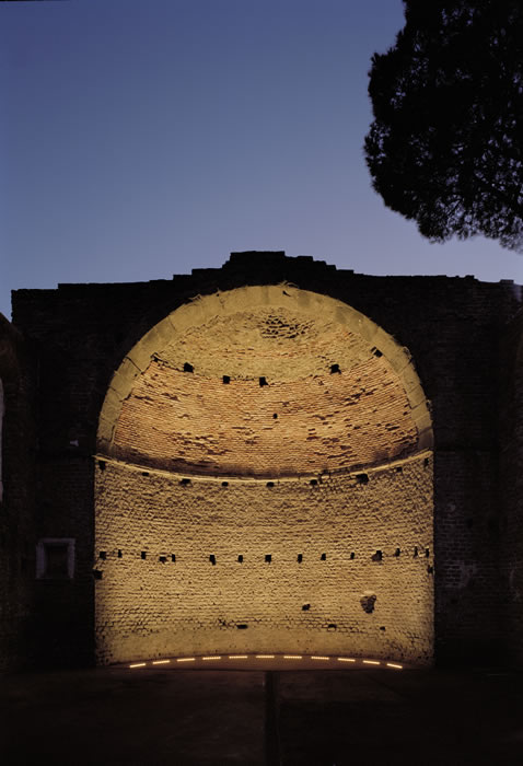 San Nicola Church, Appia Antica, Rome, Italy - Baldieri Lighting Design © Ph. Luigi Filetici