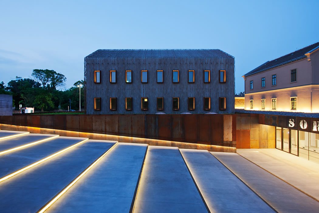 House of Fates - European Education Center, Budapest, Hungary - Cube Design, FBI Studio © ph. Tamas Bujnovszky / Be light Kft