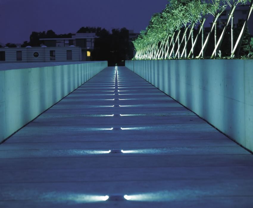 Walkway, Locarno, Switzerland © SIMES S.p.a.