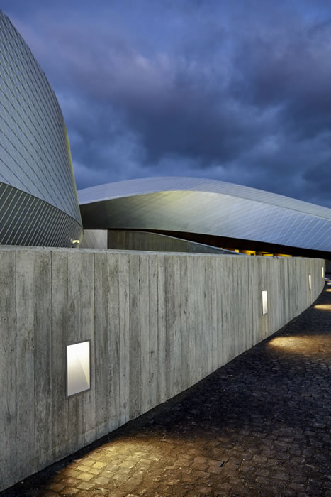 The Blue Planet Building Foundation, Kastrup, Denmark, Arch. 3XN © Ph. Tom Jersø
