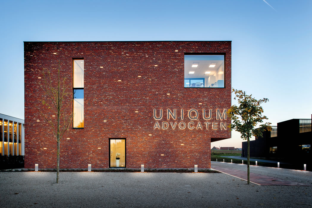 Law Firm Office Klarté-Uniqum at Kortrijk - Belgium © ph. Annick Vernimmen