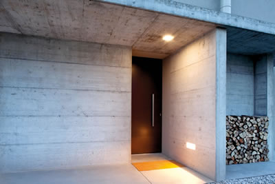 GHOST FOR CAST CONCRETE