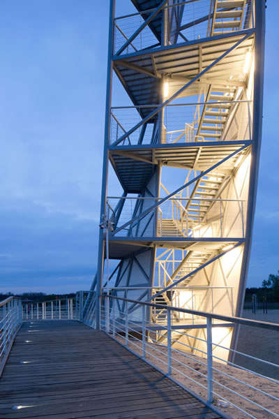 STREAMLINE PROJECTOR